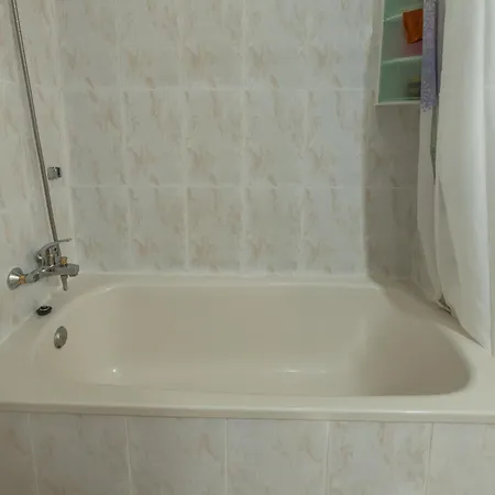 3br Valley Moon-seaviews, Terrace & Parking Nyaraló