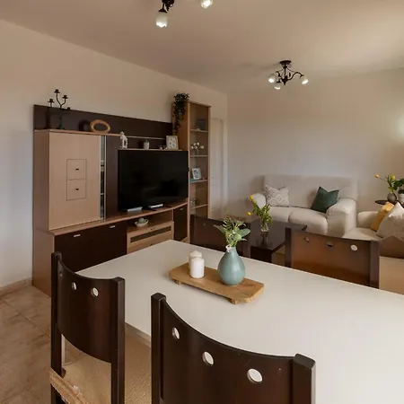 3br Valley Moon-seaviews, Terrace & Parking
