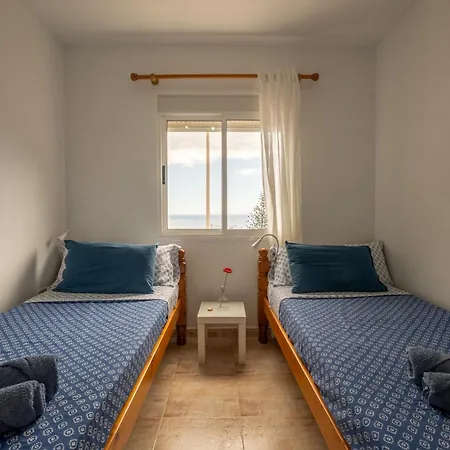 3br Valley Moon-seaviews, Terrace & Parking Nyaraló
