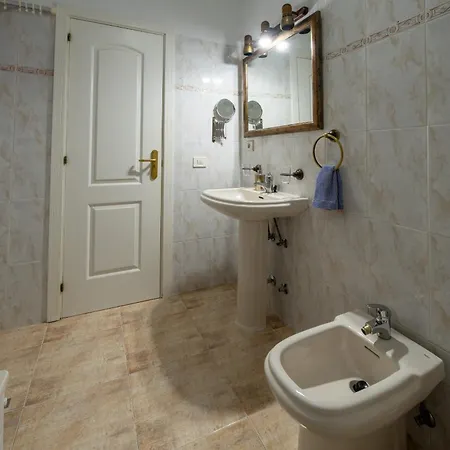 3br Valley Moon-seaviews, Terrace & Parking *