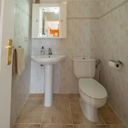 Сasa de vacaciones 3br Valley Moon-seaviews, Terrace & Parking