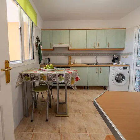 Сasa de vacaciones 3br Valley Moon-seaviews, Terrace & Parking Breña Alta